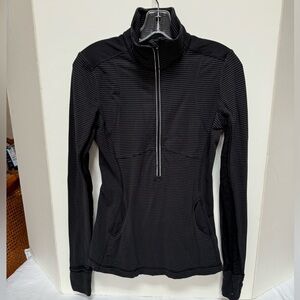 Lululemon running half zip size 6